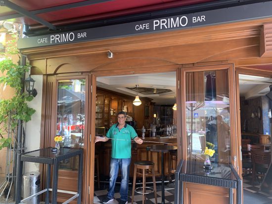 Giovanni Procopio bietet im Café Primo wieder Public Viewing an.