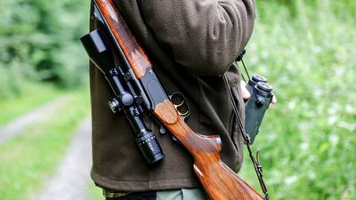Eine ganz normales Jagdgewehr wie dieses, war die Unglückswaffe, die am 17. Juni einen Jäger aus Heidelsheim das Leben gekostet hat. 