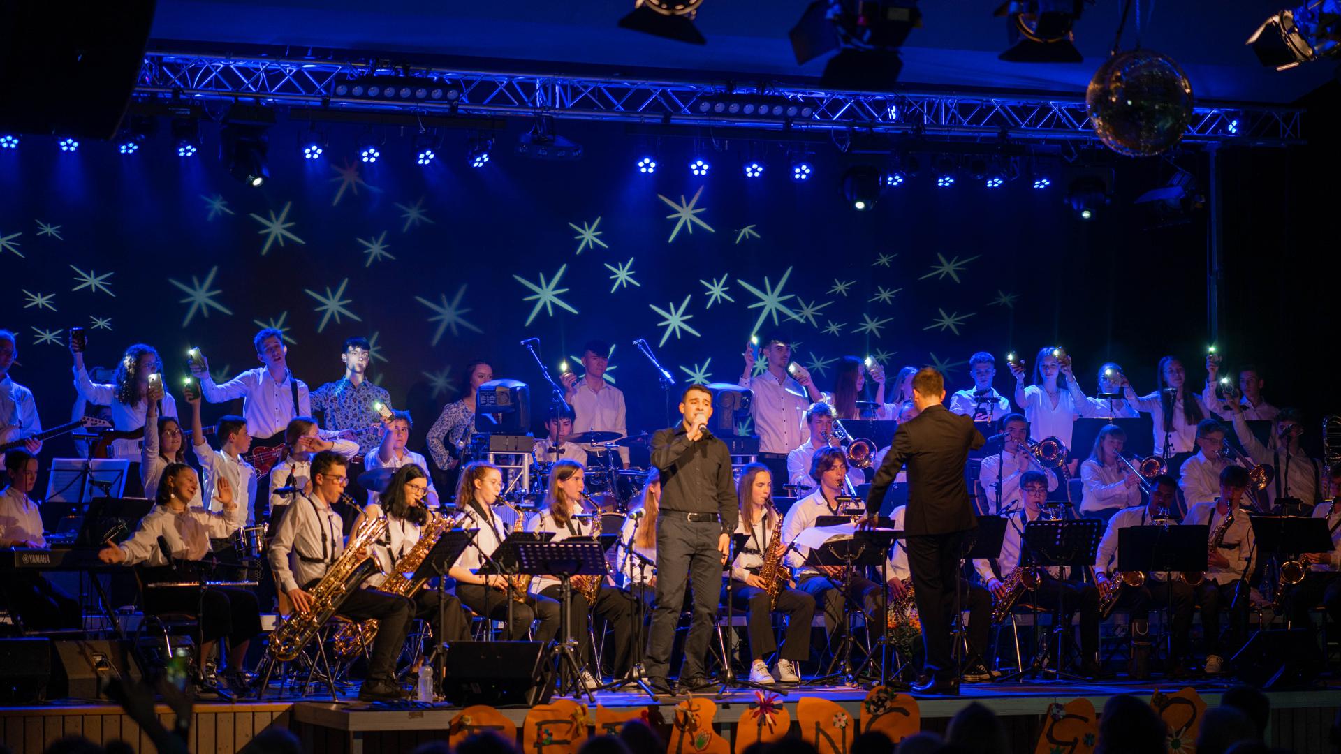 Die Big Band des Melanchthon-Gymnasiums Bretten war als eine von vier Big Bands aus Baden-Württemberg beim Jazz Symposium in Osterburken.