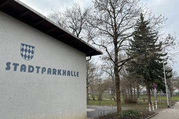 Stadtparkhalle und Stadtpark in Bretten.