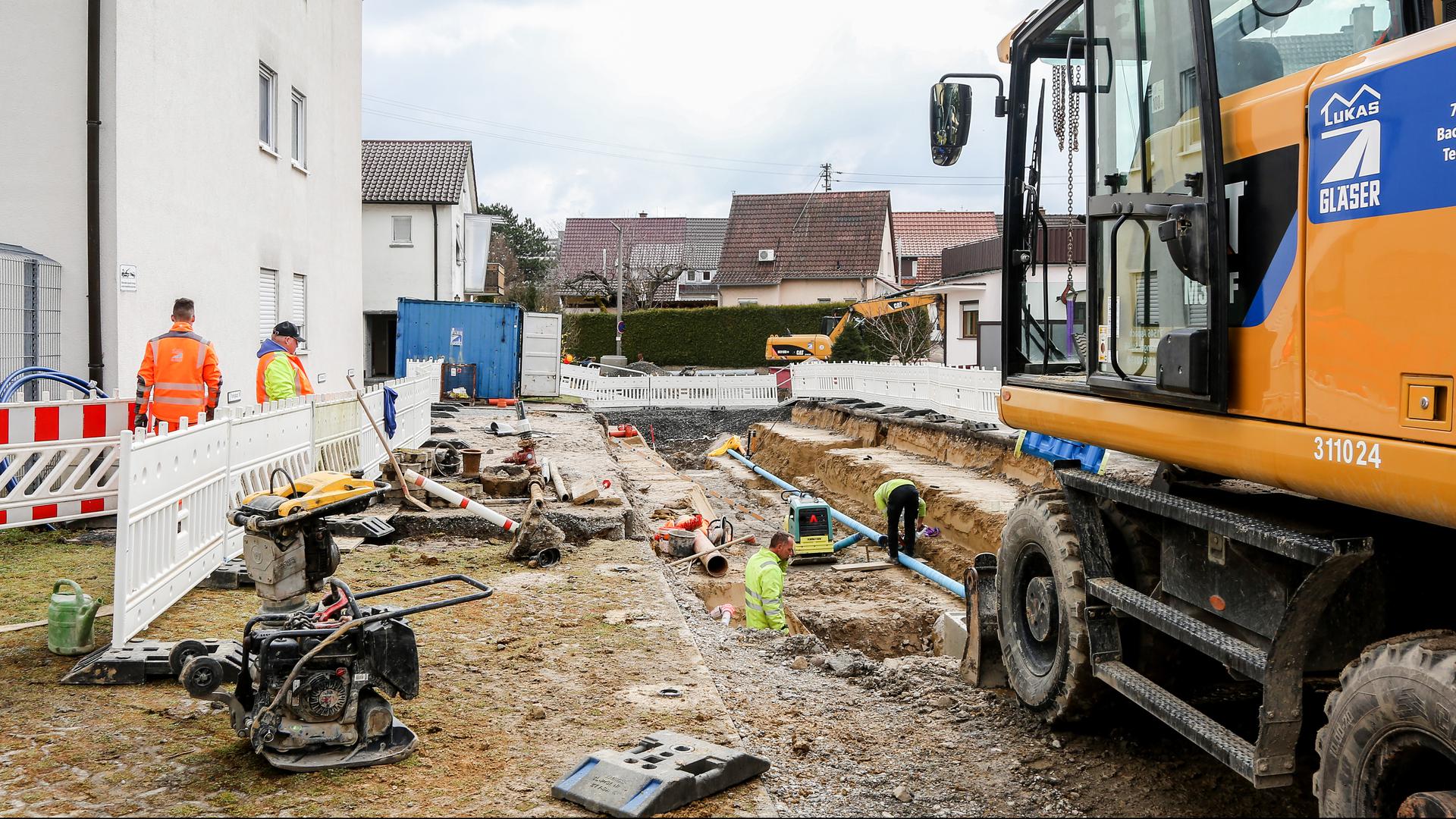 In Oberderdingen wird derzeit an der Silcherstraße gearbeitet. Im Haushalt schlägt dies mit 225.000 Euro zu Buche. Insgesamt investiert die Gemeinde im Haushalt 2021 rund 1,2 Millionen in Straßenbauprojekte.
