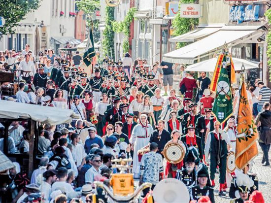 Das viertägige Peter-und-Paul-Fest lockt jährlich rund 120.000 Menschen aus Nah und Fern in die Melanchthonstadt.