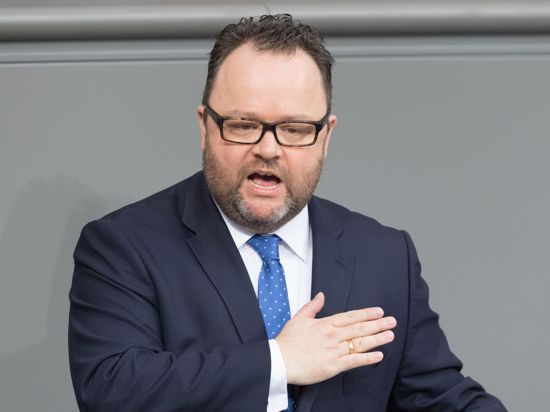 Christian Jung (FDP) wird nicht ans Rednerpult im Bundestag zurückkehren.