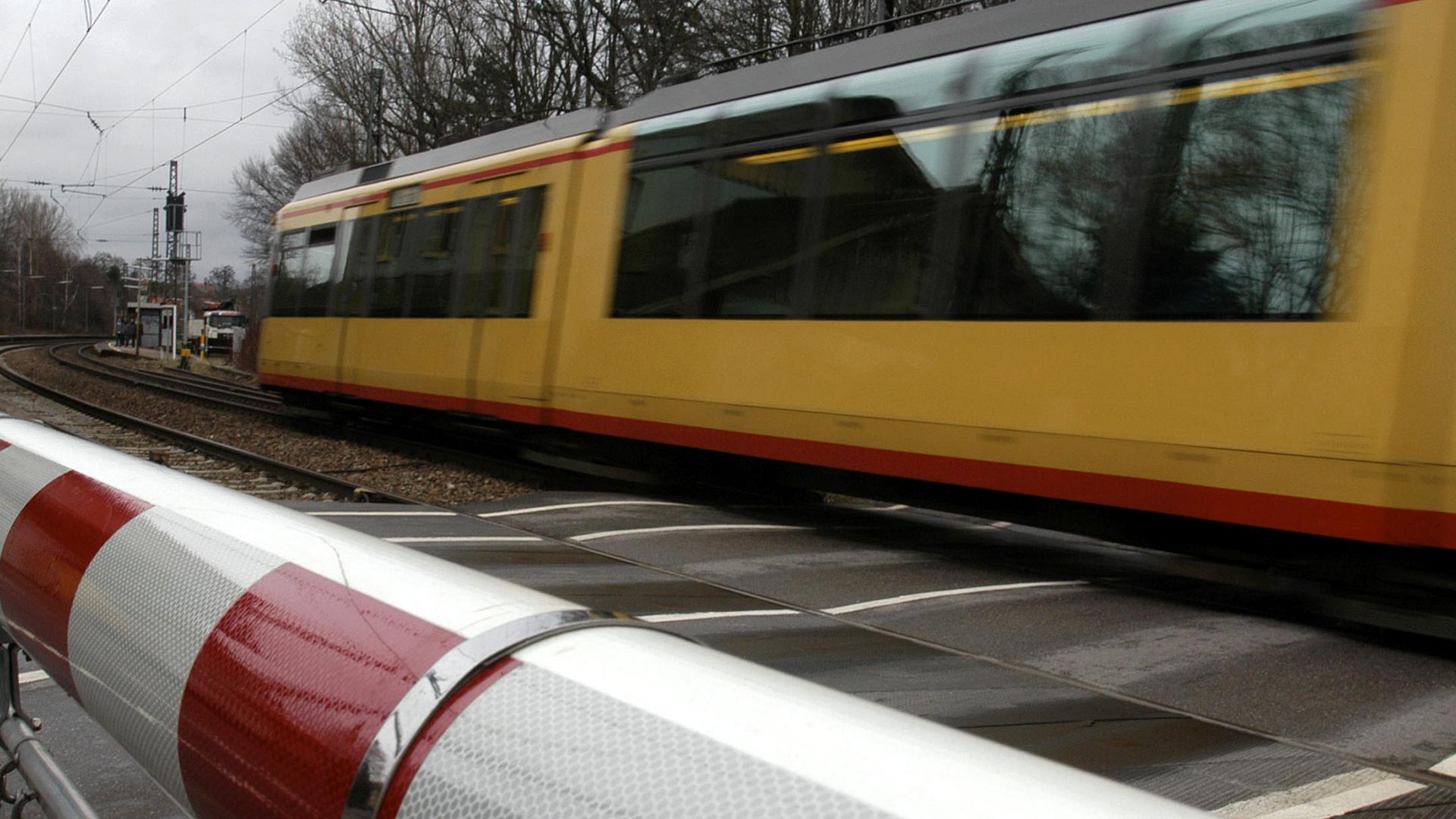 Gondelsheim Stadtbahn Schranke