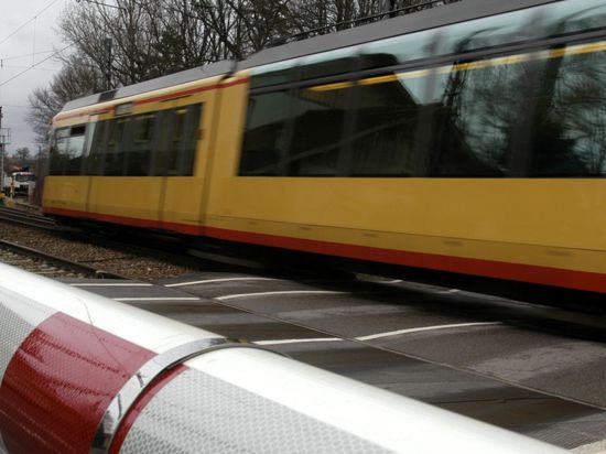 Gondelsheim Stadtbahn Schranke