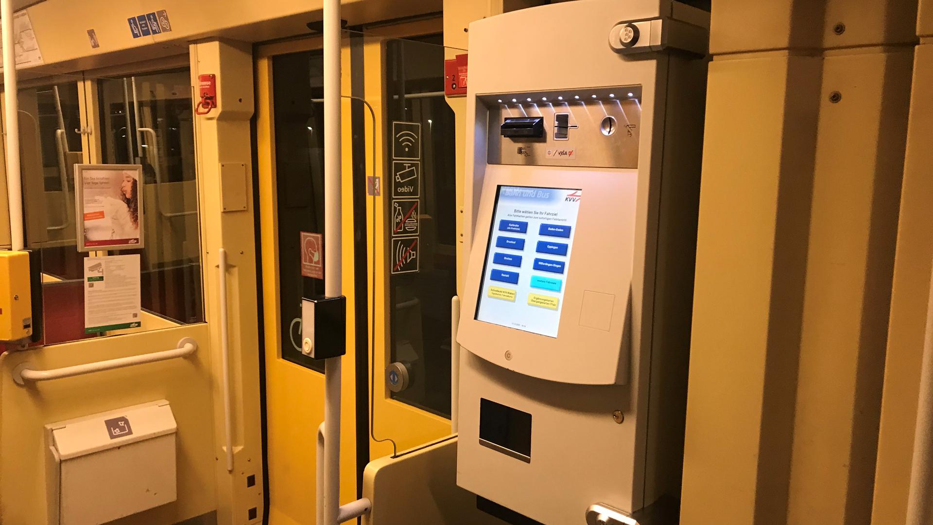 Automat in Bahn