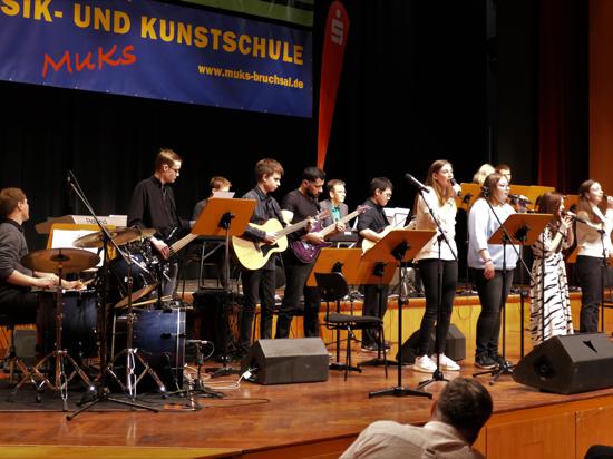 Band der Handelslehranstalt Bruchsal beim Schulmusikprojekt „YesJazz“ in Bruchsal