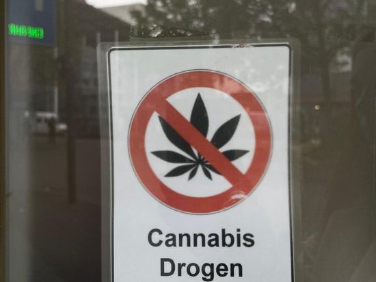 Legalisierter Cannabis-Konsum zum 1. April 2024: darf nun überall geraucht werden und wo ist es verboten?