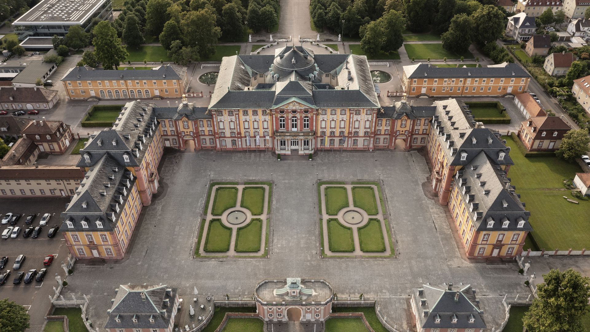 Passend zu den Feierlichkeiten zu 300 Jahren Schloss Bruchsal findet vom 23. bis zum 29. Mai eine Jubiläumswoche mit buntem Programm rund um das historische Wahrzeichen statt.