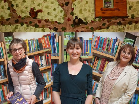 Das Team der Gemeindebibliothek Bad Schönborn mit Regina Nonn, Linda Sandhöfer und Nicole Häfner (v.l.) haben mit ihrem innovativen Buchprojekt einen Sonder-Förderpreis gewonnen.