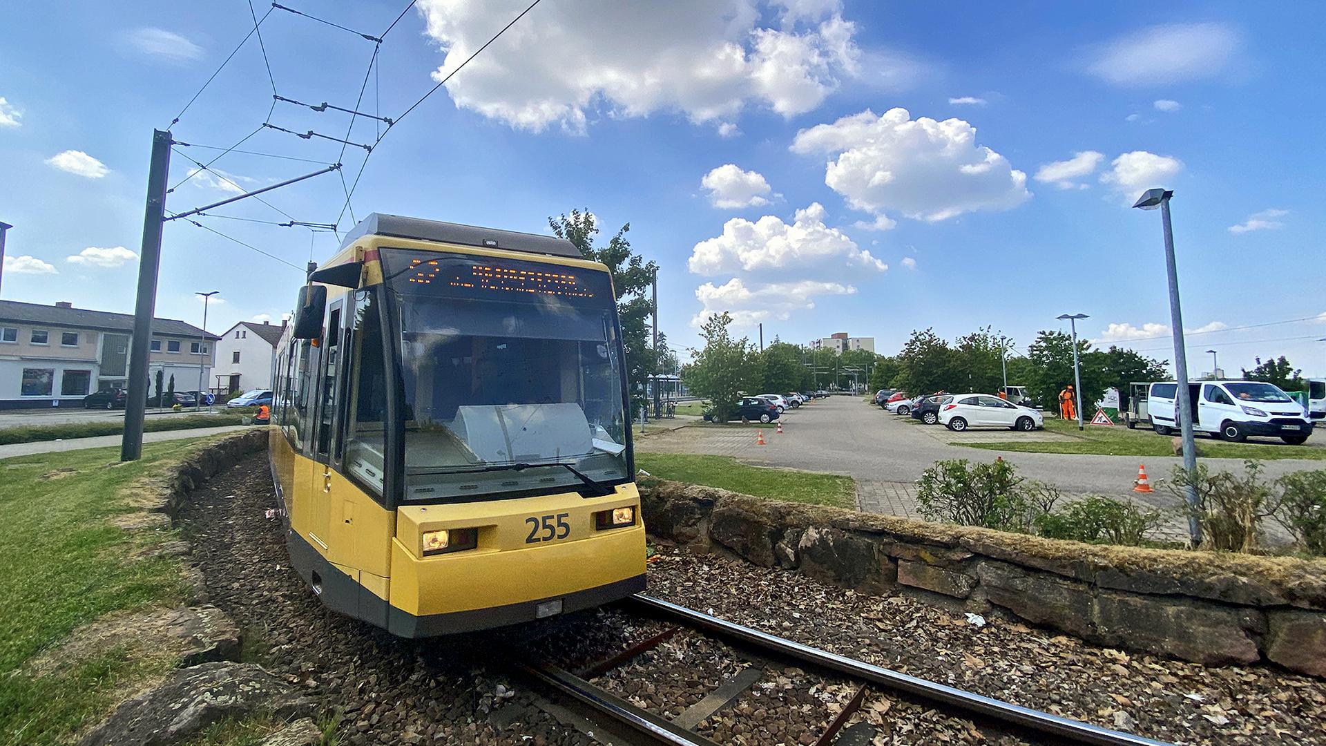 Noch wendet die S2 an dieser Stelle: Der Landkreis Karlsruhe plant unter anderem, die S-Bahn ab Spöck weiter bis nach Bruchsal auszubauen und hier eine neue Verbindung zu schaffen.