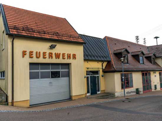 Die Feuerwehr Eichelberg könnte demnächst mit der Abteilung Tiefenbach fusionieren. Was dann etwa mit dem Feuerwehrhaus geschieht, soll unter anderem bei einer Einwohnerversammlung besprochen weren.