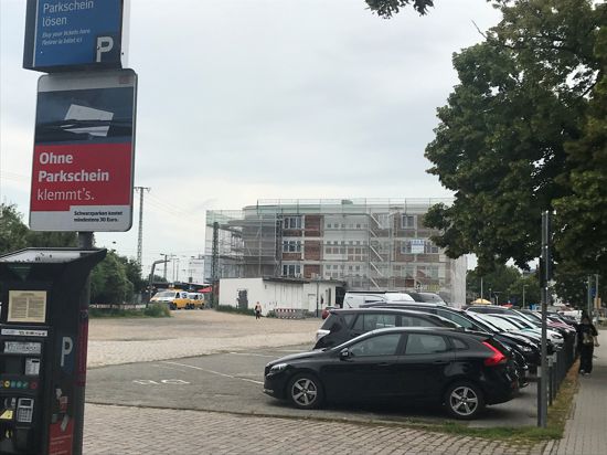 Parkplatz Bahnhof Bruchsal 