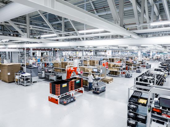 Die Fabrik der Zukunft steht in Bruchsal. BNN-Leser bekommen bei der Sommertour einen Einblick in das neue Bruchsaler Elektronikwerk. 