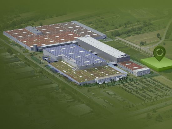 Mercedes-Benz beginnt mit dem Aufbau einer eigenen Batterierecyclingfabrik in Deutschland. Die CO2-neutrale Fabrik im süddeutschen Kuppenheim soll in 2023 starten.