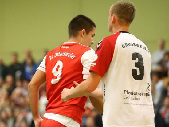 Aus zwei mach’ eins: In der Saison 2018/19 spielten der Ottersweierer Marcel Röll (links) und der Großweierer Luca Herrmann gegeneinander, in der nächsten Runde ist man gemeinsam am Ball.