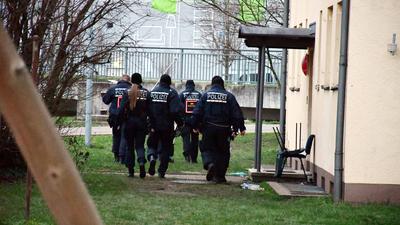 Polizeieinsatz in Baden-Baden und im Landkreis Rastatt wegen gewerbsmäßigem Drogenhandel.