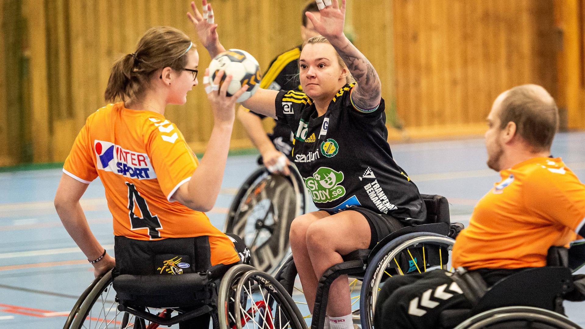 Nachholbedarf: Während Rollstuhl-Handball in vielen europäischen Ländern gespielt wird, wie beispielsweise hier in Norwegen, ist die Sportart in Deutschland noch weitgehend unbekannt.