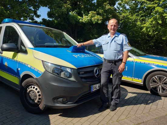 Captain Ahoi: Michael Thoma gibt nach über 30 Jahren im Streifendienst beim Polizeirevier Baden-Baden seinen Schlüssel ab und geht in Rente.