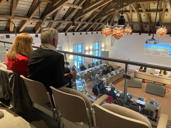 Bisher nur Beobachter, jetzt mittendrin: Oberbürgermeister Dietmar Späth verfolgte nach seiner Wahl die kommunalpolitischen Debatten vom Zuschauerrang aus.