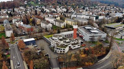 In die Jahre gekommen: Die alte Feuerwache in Baden-Baden soll einem Neubau weichen. Das ist eine der Investitionen, für die Baden-Baden den unerwarteten Geldregen gut gebrauchen kann. 