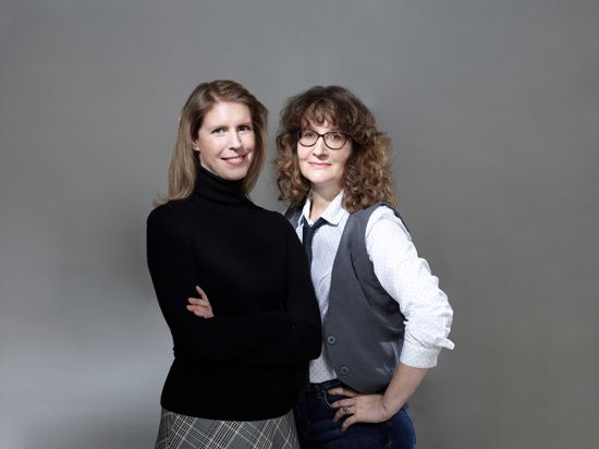 das Autorinnen-Duo Dorothea  Böhne (links) und Regine Bott. 