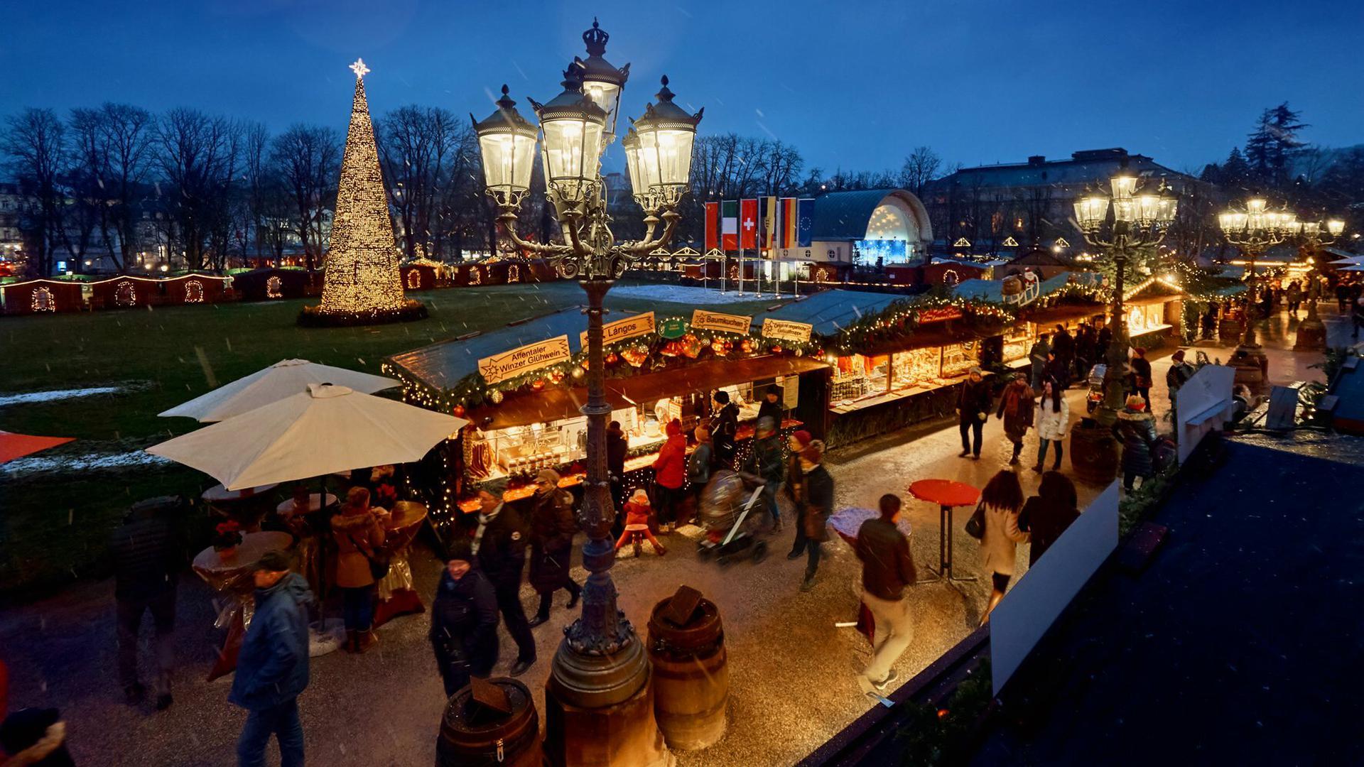 In diesem Jahr wird es wieder einen Baum auf dem Christkindelsmarkt in Baden-Baden geben.