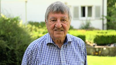 Heinz Knapp aus Baden-Baden wird 90 Jahre alt. 
