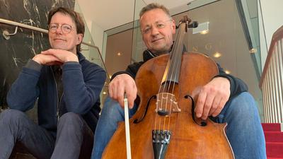 Zweite Heimat: Für die zwei Cellisten, Dietmar Schwalke und Martin Menking, sind die Konzerte in Baden-Baden auch nach Jahren noch etwas Besonderes. 