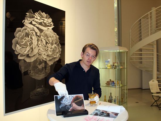 Früherer Baldreit-Stipendiat zu Gast: Der in Berlin lebende Künstler Thilo Westermann stellt im Stadtmuseum seinen geplanten Katalog zur Ausstellung und eine neue Arbeit für die städtische Sammlung des Museums vor. 