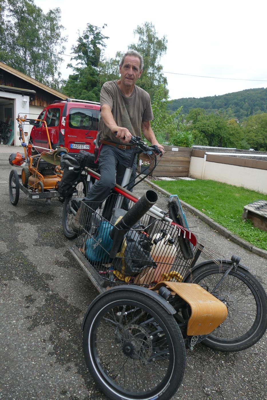 Thomas Armbruster mit seinem Lastenrad, Baden-Baden
