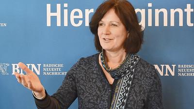 Nach einem Motorradunfall konnte Baden-Badens Oberbürgermeisterin Margret Mergen die Klinik in Freiburg wieder verlassen.