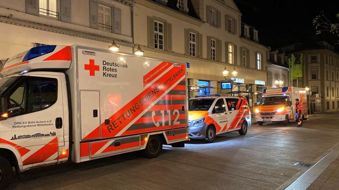 Rettungswagen am Leopoldsplatz