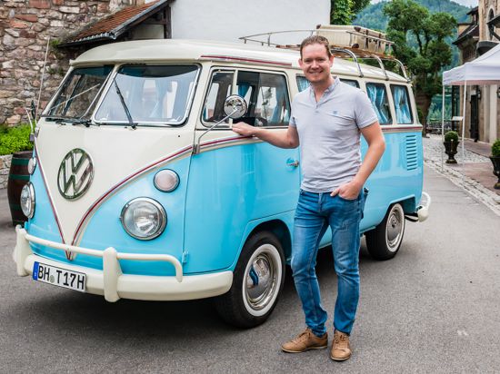 Benjamin Pühse hat sich mit seinem VW Bus T1 einen Jungentraum erfüllt