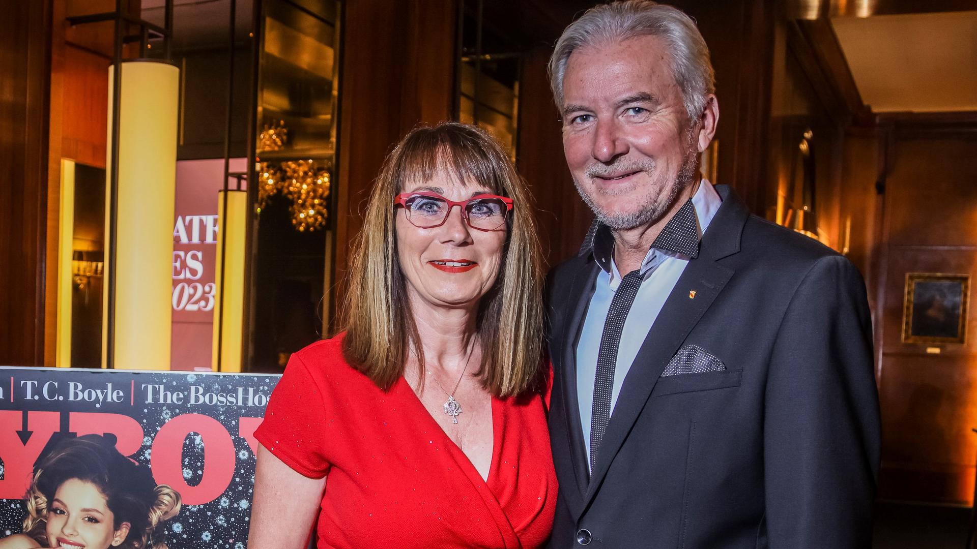 Baden-Badens Oberbürgermeister Dietmar Späth und seine Frau Susanne sind Gäste des „Playmate des Jahres Awards“.