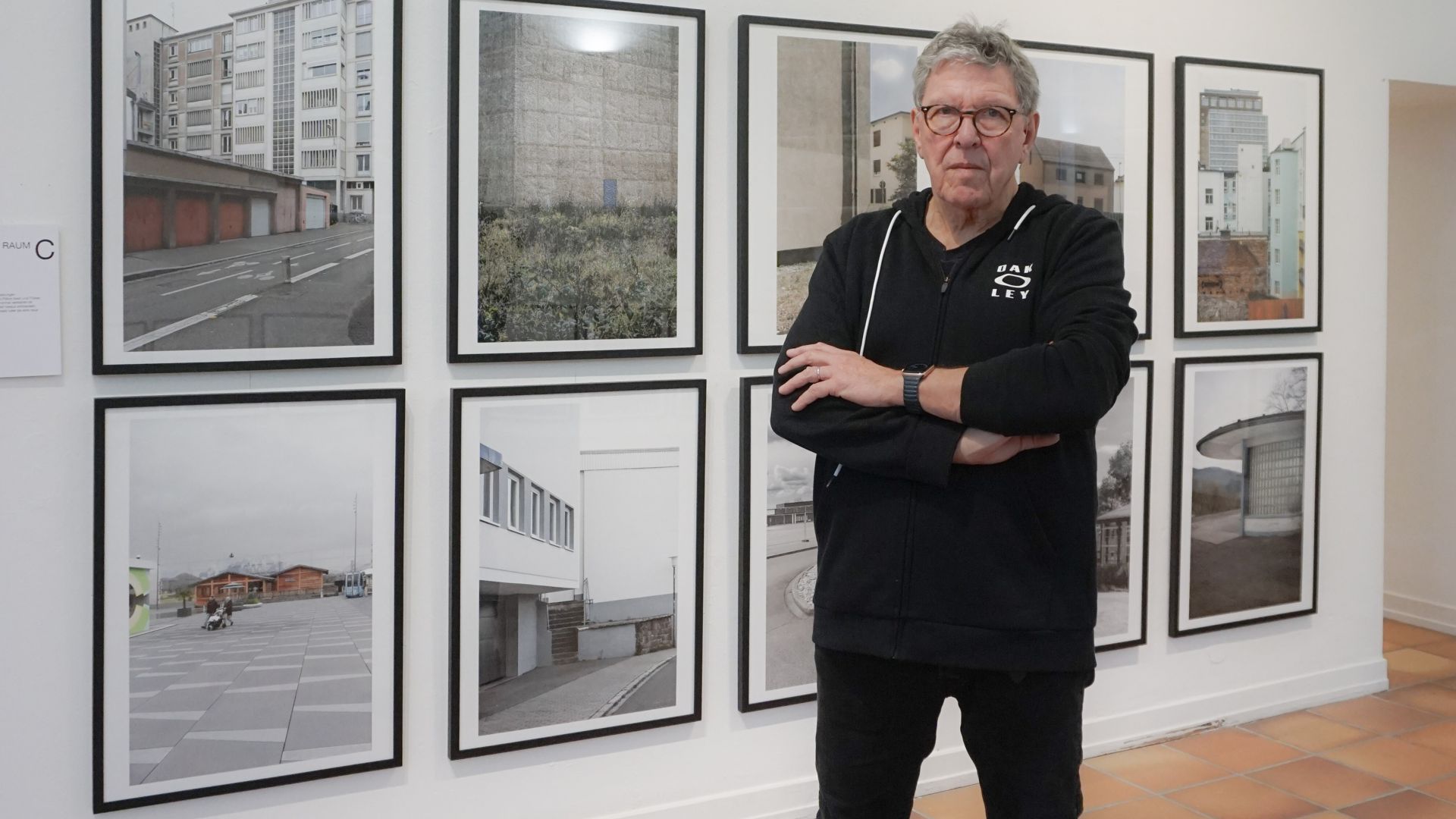 Mit seiner eigenen Ausstellung „Eine Revision“ präsentiert Günther Lehnert ein über 40 Jahre breites Spektrum von Fotografie.