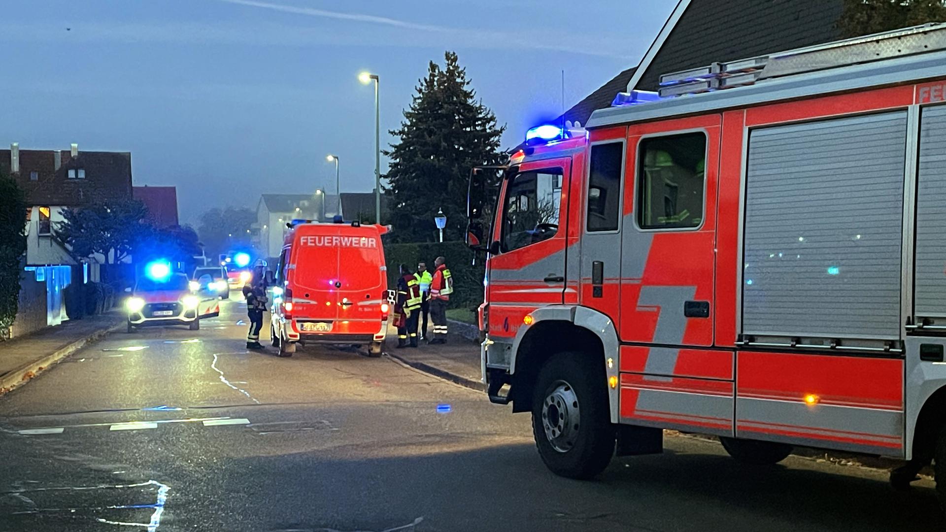 Gegen 7.15 Uhr wurde die Bühler Feuerwehr zu einem Industriebrand in der Hägenichstraße in Bühl alarmiert. 