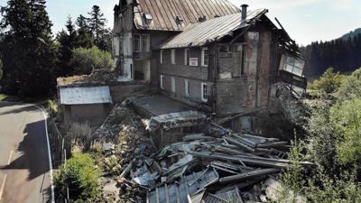 Das ehemalige Kurhaus Hundseck ist seit 2012 nur noch eine hässliche Ruine. 