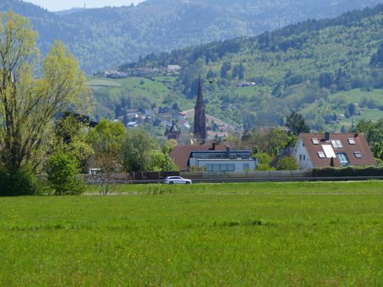 Blick auf die Stadt: Bühl und seine Nachbargemeinde Bühlertal registrieren wieder steigende Gästezahlen. Corona hat der Tourismus-Branche aber auch im vergangenen Jahr den Stempel aufgedrückt. 