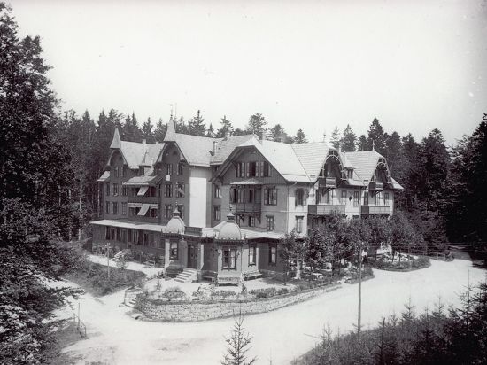 Historisches Bild des Kurhauses Sand an der Schwarzwaldhochstraße