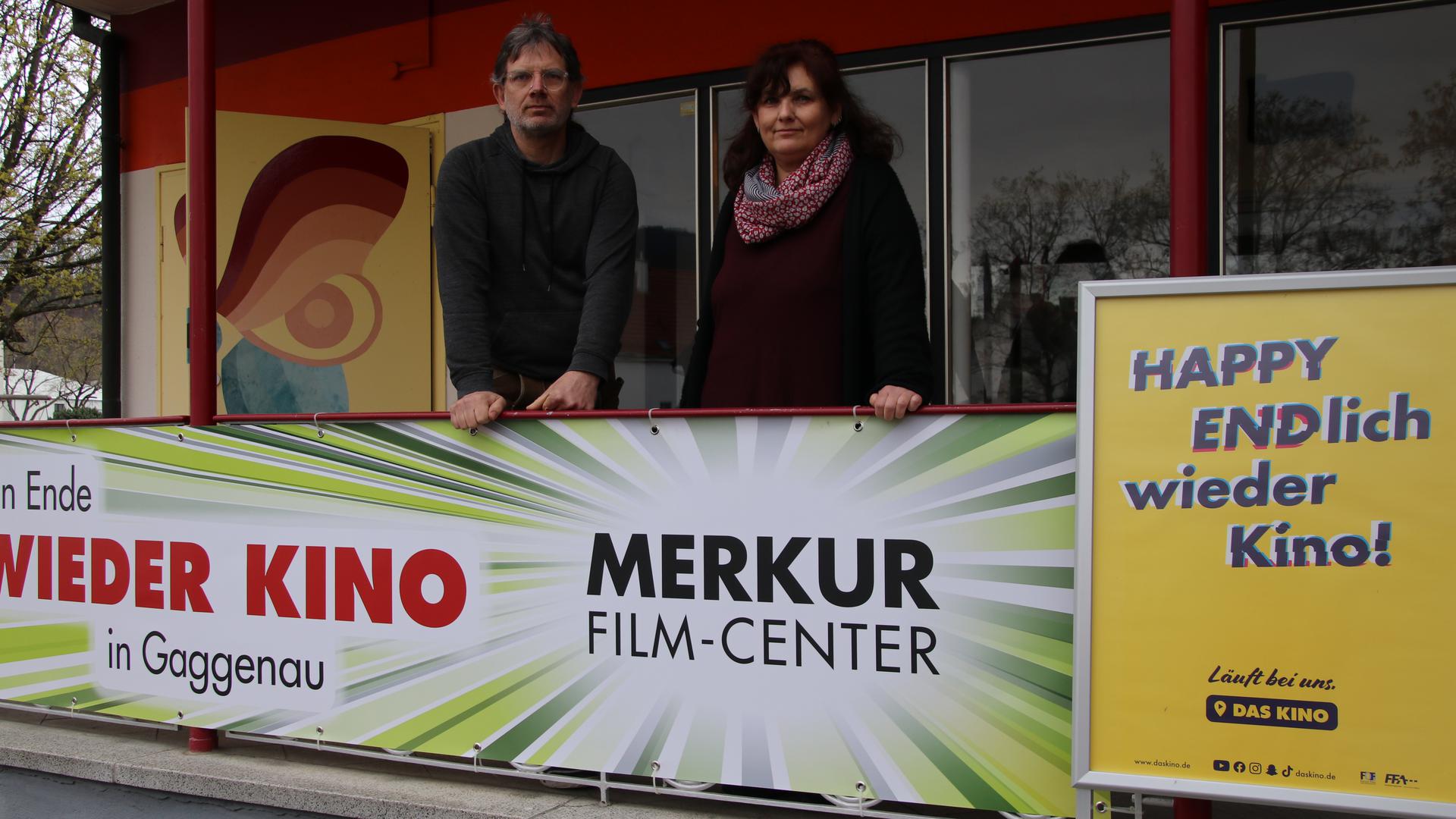 Endlich wieder Kino in Ottenau: Jens und Ines Merkel freuen sich, dass sie das Merkur heute nach der Renovierung wieder eröffnen können.   