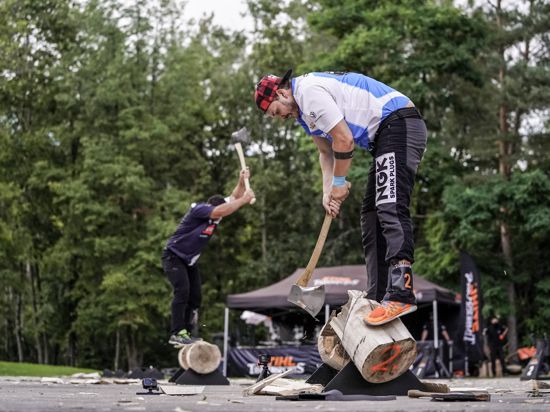 Robert Ebner of Germany competes in the Underhand Chop discipline during the STIHL TIMBERSPORTS® Amarok Cup in Mellrichstadt, Germany on August 23, 2020.