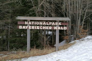Holzschild: Nationalpark Bayerischer Wald