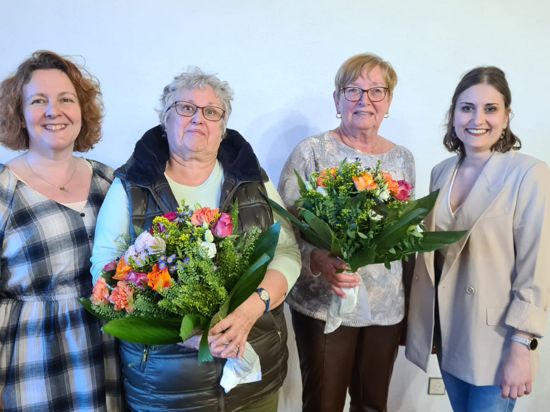 Stabwechsel im Förderverein: Janina Bender (rechts) und Birgit Geißer (links) übernehmen nach 30 Jahren den Vorsitz von Lidwina Catania (Zweite von rechts) und Hanni Gerber. 
