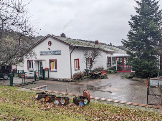 Außenansicht auf den Kindergarten in Gernsbach-Staufenberg.