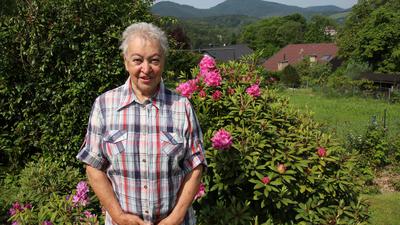 Regelmäßiger Sport und ihr Garten als zweites Hobby halten Christa Melloh jung: Der Gernsbacherin sind die 85 Lebensjahre nicht anzumerken oder anzusehen.
