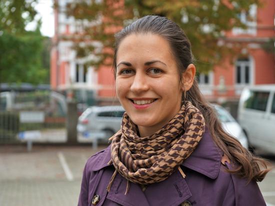 Im Einsatz gegen Extremismus: Olena Shkliarenko arbeitet als Respekt Coach an der HLA Gernsbach und der HLA Rastatt. Sie soll Schülern ein Gemeinschaftsgefühl und eine gute Gesprächskultur vermitteln.