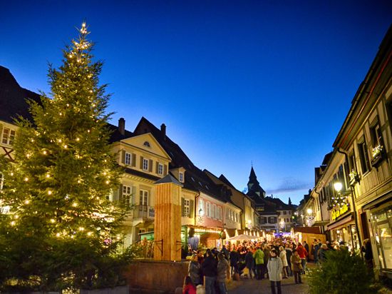 Lichterglanz Weihnachtsmarkt 2019 Altstadt Gernsbach