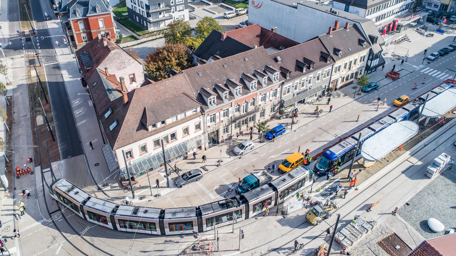 Tram
Kehl
Bügelfahrt
Testfahrt
Rathausplatz