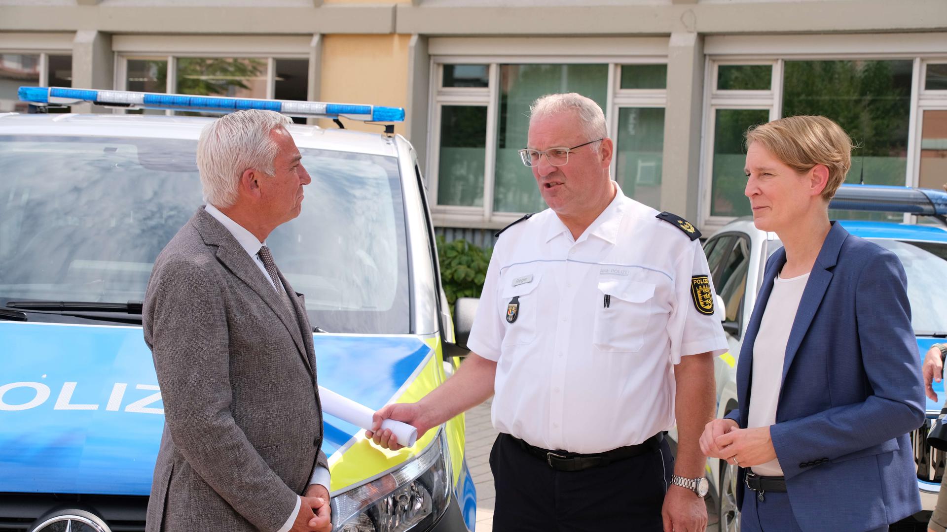 Strobl, Polizeipräsident Jürgen Rieger, Hinz